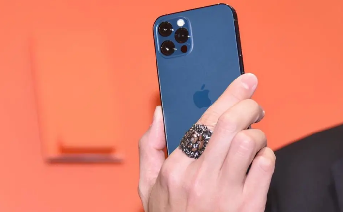 肥乡苹果手机维修分享iPhone12系列重启方法教程 